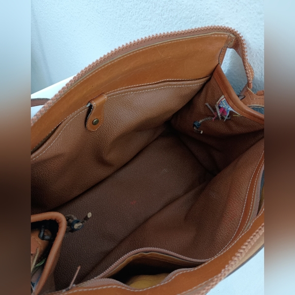 Dooney & Bourke Vintage AWL Navy Zip Top Large Satchel Crossbody - Picture 7 of 12